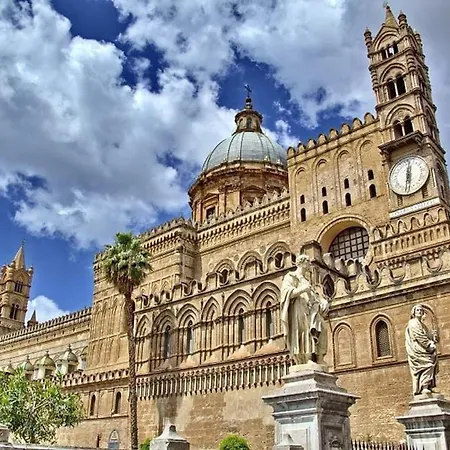 Rum i privatbostad Normanni Deluxe